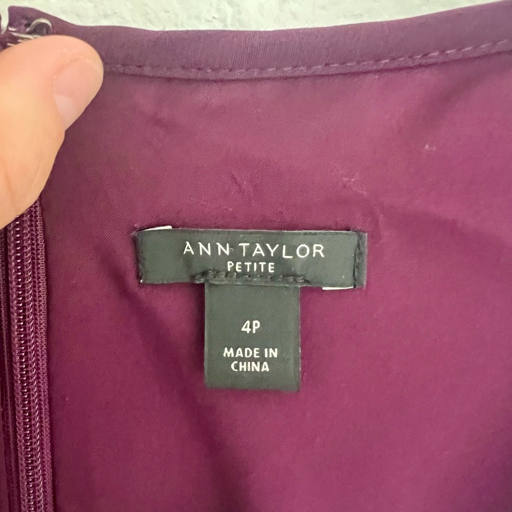Ann Taylor Sleeveless V-Neck Midi Dress in Mulled Wine - Picture 4 of 4